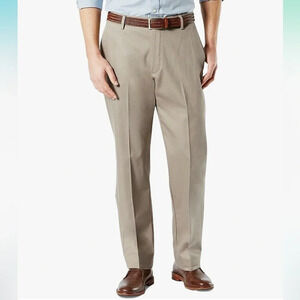 Dockers Classic Fit Signature Tan Khaki Lux Cotton Stretch
Pants size 38x30
